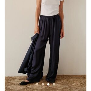 DONNI. The Simple Pant SILK- Navy